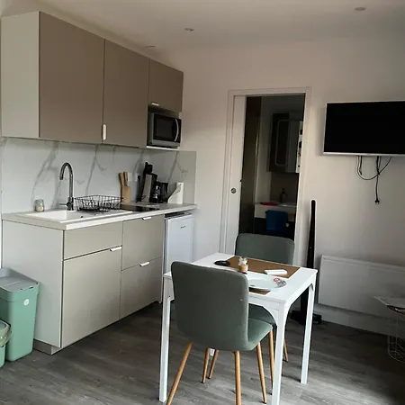 Sof Tiny Campo de lujo